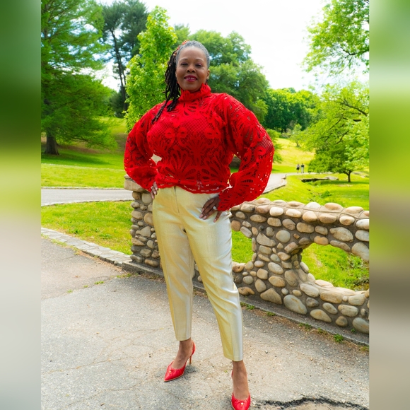 Meet your Posher, Jacquelyn - Picture 2 of 4